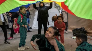 Harapan Merekah Di Tengah Keterbatasan Kisah Anak Anak Pengungsi Di Kamp Darurat Beirut