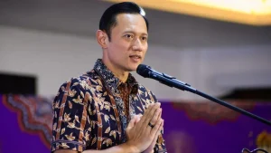 Mengurai Benang Kusut Keselamatan Transportasi Publik Ahy Desak Pembenahan Komprehensif Pasca Insiden Bekasi Timur